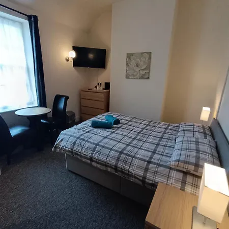 Bristol Hotel Hotel *