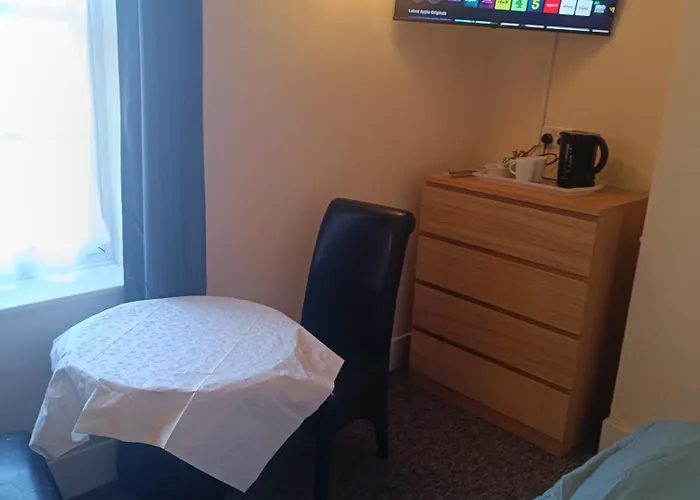 Bristol Hotel فندق بريستول