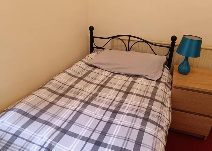 Bristol Hotel بريستول